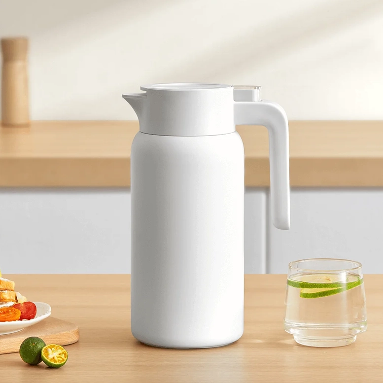 Термос для напитков Xiaomi Insulated Kettle 1.8L, белый